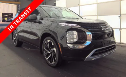 Another view of 2023 Mitsubishi Outlander SE Black Edition for sale in Jacksonville, FL at Auto Boutique Florida