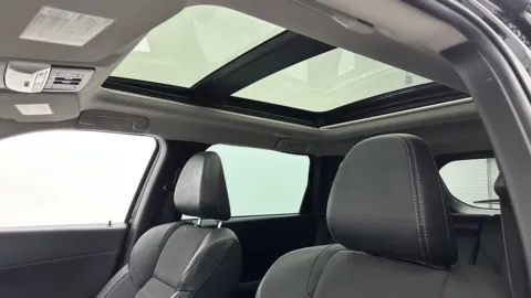 More photos of 2023 Mitsubishi Outlander SE Black Edition at Auto Boutique Florida, FL