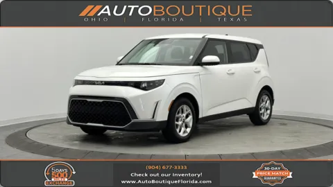 White 2023 Kia Soul LX for sale in Jacksonville, FL