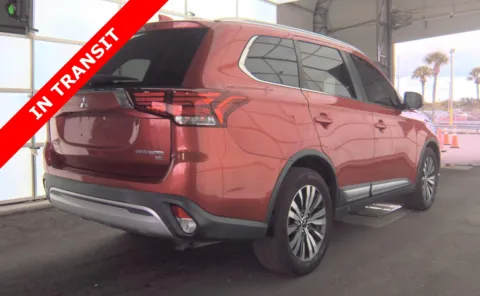 More photos of 2019 Mitsubishi Outlander SEL at Auto Boutique Florida, FL