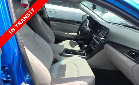 More photos of 2018 Hyundai Sonata Limited at Auto Boutique Florida, FL