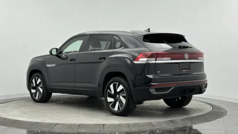 More photos of 2024 Volkswagen Atlas Cross Sport 2.0T SE w/Technology at Auto Boutique Florida, FL