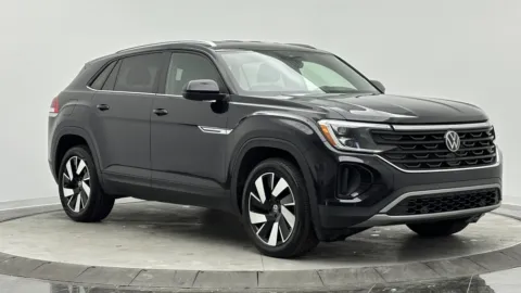 Another view of 2024 Volkswagen Atlas Cross Sport 2.0T SE w/Technology for sale in Jacksonville, FL at Auto Boutique Florida