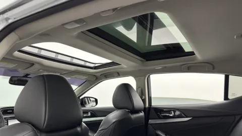 More photos of 2018 Nissan Maxima SL at Auto Boutique Florida, FL