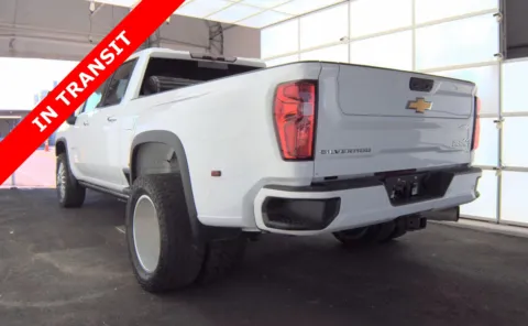 More photos of 2022 Chevrolet Silverado 3500HD High Country at Auto Boutique Florida, FL