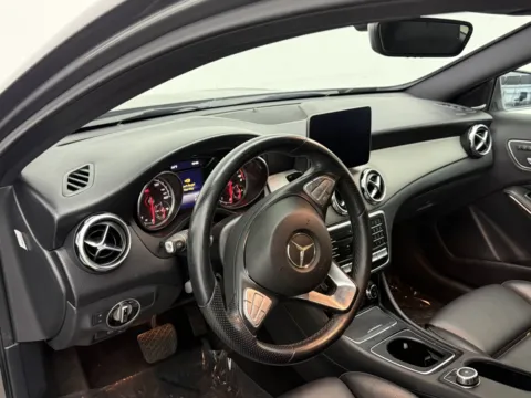 More photos of 2020 Mercedes-Benz GLA 250 at Auto Boutique Florida, FL