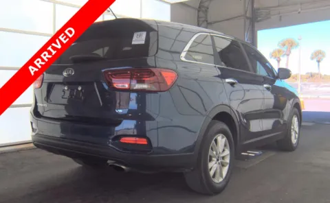 More photos of 2019 Kia Sorento LX V6 at Auto Boutique Florida, FL