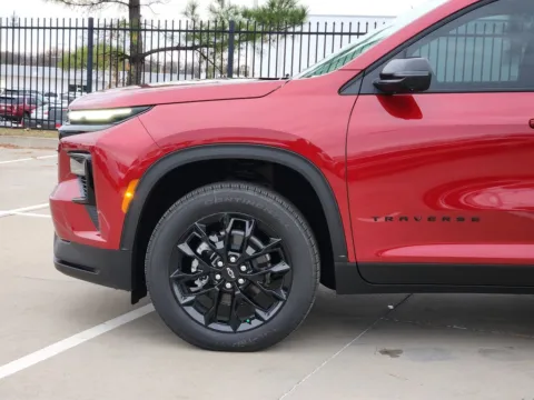More photos of 2026 Chevrolet Traverse LT at Jim Norton Chevrolet, OK