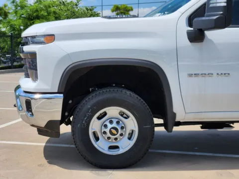 More photos of 2024 Chevrolet Silverado 2500HD Work Truck at Jim Norton Chevrolet, OK