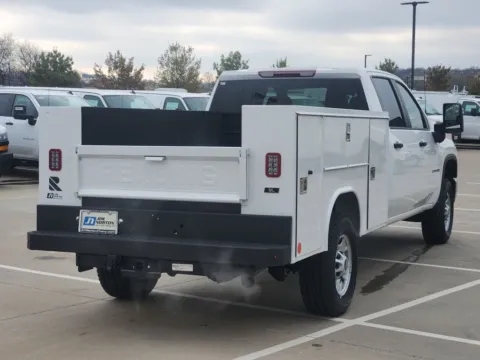 More photos of 2024 Chevrolet Silverado 2500HD Work Truck at Jim Norton Chevrolet, OK