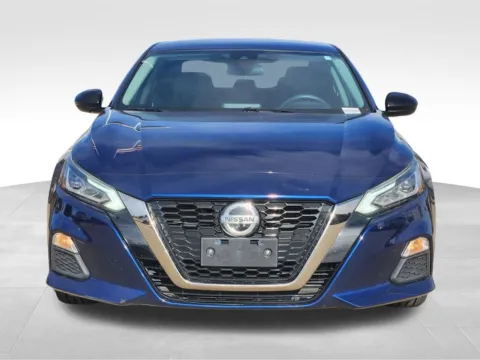 Photos of 2020 Nissan Altima 2.5 SR for sale in Broken Arrow, OK at Jim Norton Chevrolet