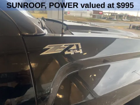 More photos of 2016 GMC Sierra 2500HD SLT at Jim Norton Chevrolet, OK