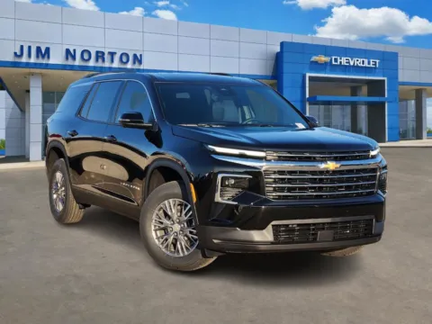 Black 2026 Chevrolet Traverse LT for sale in Broken Arrow, OK