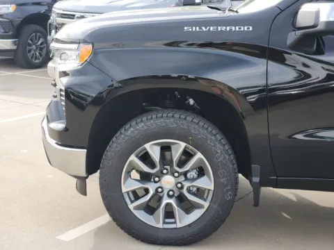 More photos of 2026 Chevrolet Silverado 1500 LT at Jim Norton Chevrolet, OK
