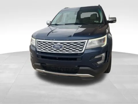 More photos of 2016 Ford Explorer Platinum at Jim Norton Chevrolet, OK