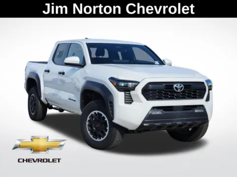 White 2024 Toyota Tacoma TRD Off-Road for sale in Broken Arrow, OK
