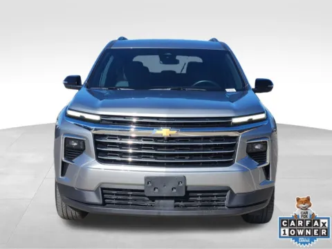 Photos of 2024 Chevrolet Traverse LT for sale in Broken Arrow, OK at Jim Norton Chevrolet