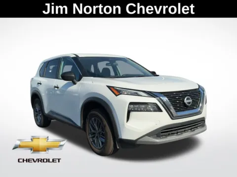 White 2023 Nissan Rogue S for sale in Broken Arrow, OK