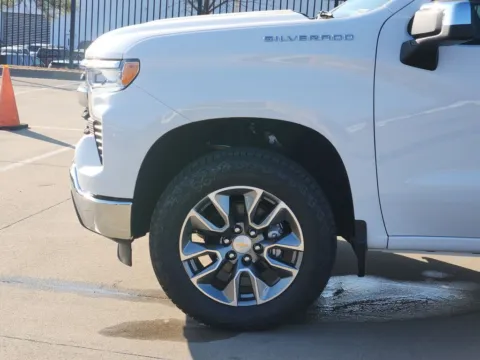 More photos of 2026 Chevrolet Silverado 1500 LT at Jim Norton Chevrolet, OK
