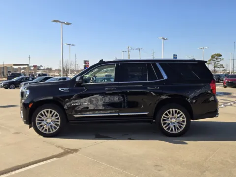 More photos of 2023 GMC Yukon Denali at Jim Norton Chevrolet, OK
