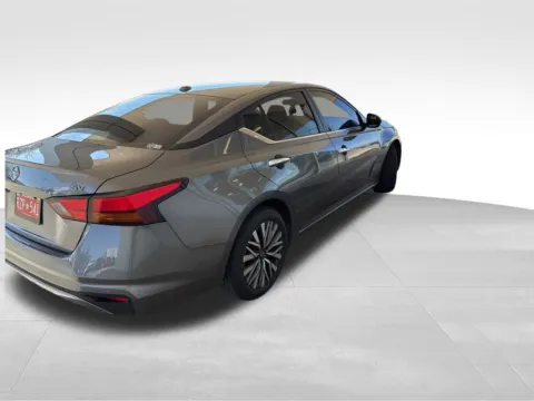 More photos of 2024 Nissan Altima 2.5 SV at Jim Norton Chevrolet, OK