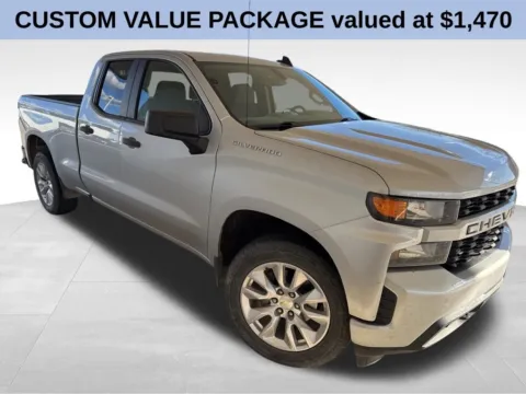 Silver 2019 Chevrolet Silverado 1500 Custom for sale in Broken Arrow, OK