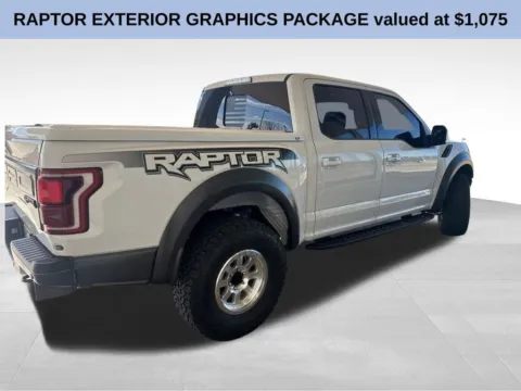 More photos of 2018 Ford F-150 Raptor at Jim Norton Chevrolet, OK