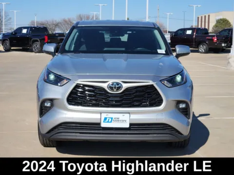 Photos of 2024 Toyota Highlander for sale in Broken Arrow, OK at Jim Norton Chevrolet