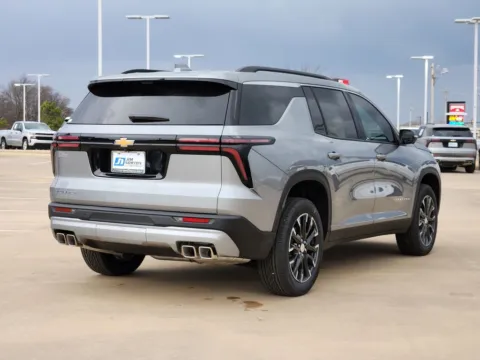 More photos of 2026 Chevrolet Traverse LT at Jim Norton Chevrolet, OK