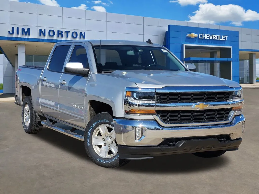 Silver 2018 Chevrolet Silverado 1500 LT for sale in Broken Arrow, OK