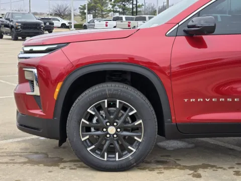 More photos of 2026 Chevrolet Traverse LT at Jim Norton Chevrolet, OK