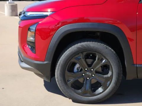 More photos of 2026 Chevrolet Equinox LT at Jim Norton Chevrolet, OK
