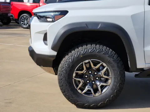 More photos of 2026 Chevrolet Colorado ZR2 at Jim Norton Chevrolet, OK