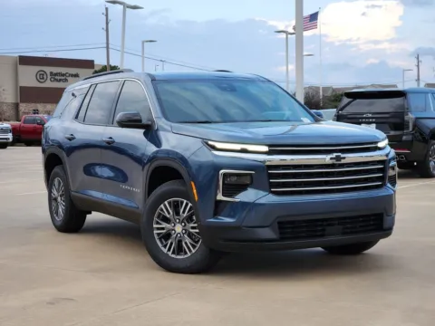 Blue 2026 Chevrolet Traverse LT for sale in Broken Arrow, OK