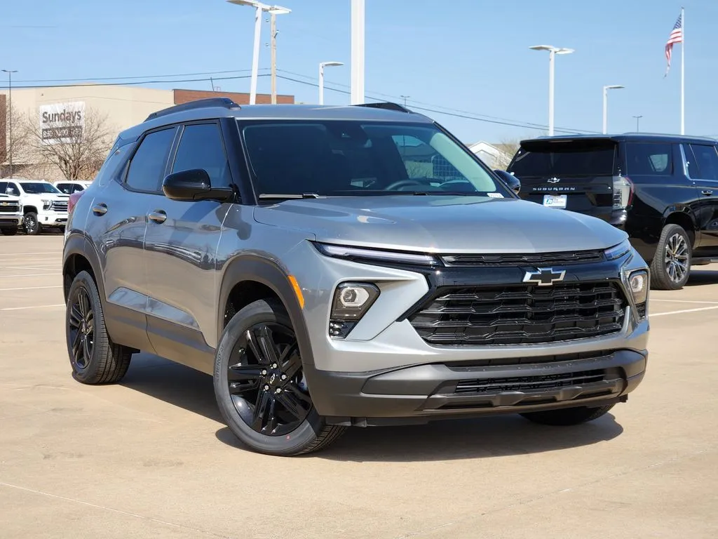 Gray 2026 Chevrolet TrailBlazer LT for sale in Broken Arrow, OK