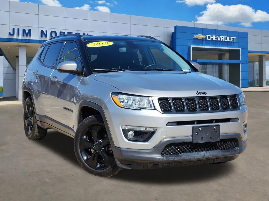 Silver 2019 Jeep Compass Altitude for sale in Broken Arrow, OK