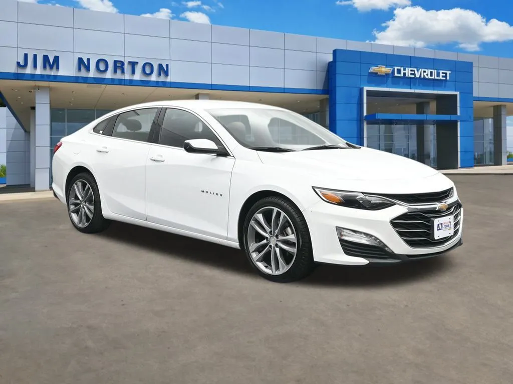 White 2023 Chevrolet Malibu LT for sale in Broken Arrow, OK