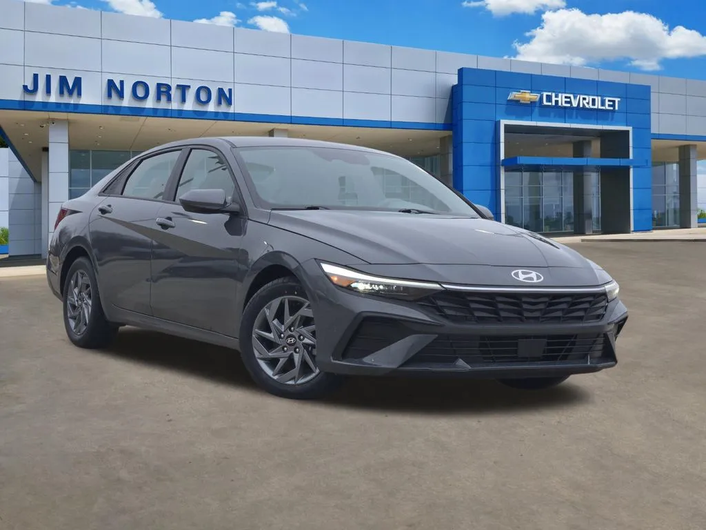 Gray 2024 Hyundai Elantra SEL for sale in Broken Arrow, OK