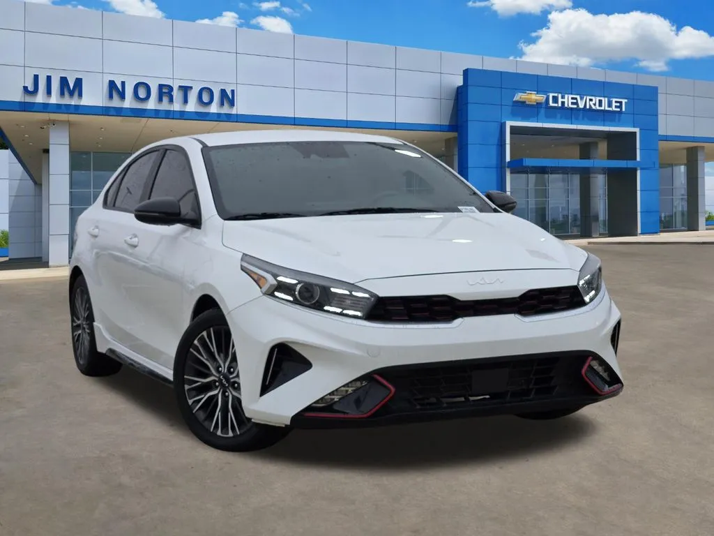 White 2023 Kia Forte GT-Line for sale in Broken Arrow, OK