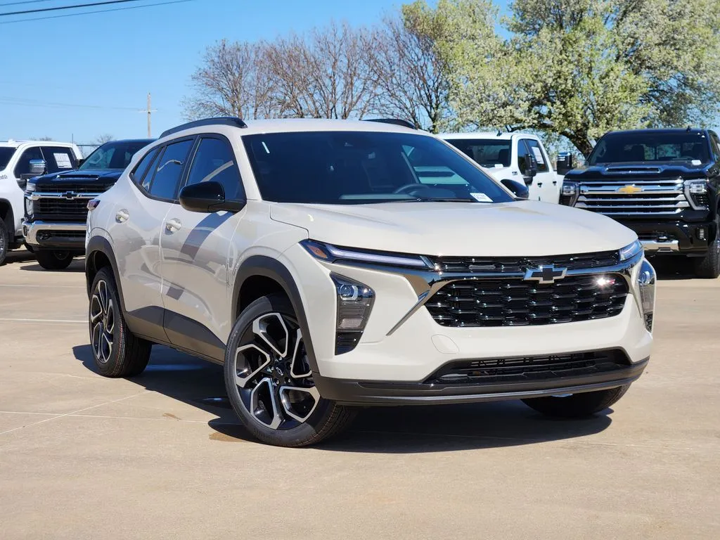 White 2026 Chevrolet Trax 2RS for sale in Broken Arrow, OK