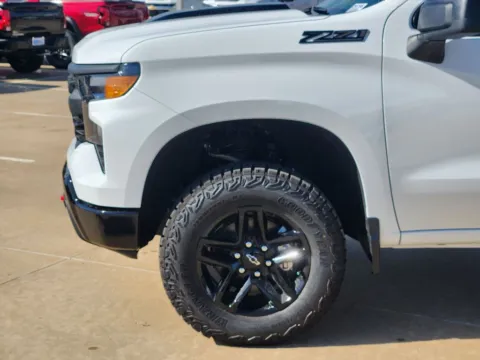 More photos of 2026 Chevrolet Silverado 1500 Custom Trail Boss at Jim Norton Chevrolet, OK