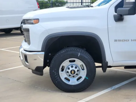 More photos of 2024 Chevrolet Silverado 2500HD Work Truck at Jim Norton Chevrolet, OK