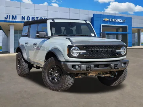 Gray 2023 Ford Bronco Wildtrak for sale in Broken Arrow, OK