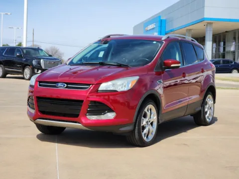 More photos of 2016 Ford Escape Titanium at Jim Norton Chevrolet, OK