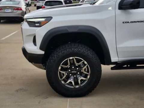 More photos of 2026 Chevrolet Colorado ZR2 at Jim Norton Chevrolet, OK
