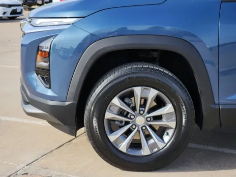 More photos of 2026 Chevrolet Equinox LT at Jim Norton Chevrolet, OK