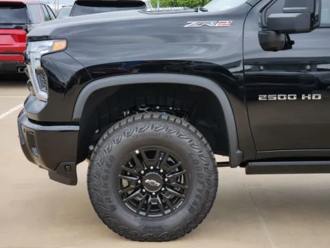 More photos of 2026 Chevrolet Silverado 2500HD ZR2 at Jim Norton Chevrolet, OK