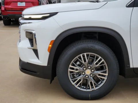 More photos of 2026 Chevrolet Traverse LT at Jim Norton Chevrolet, OK