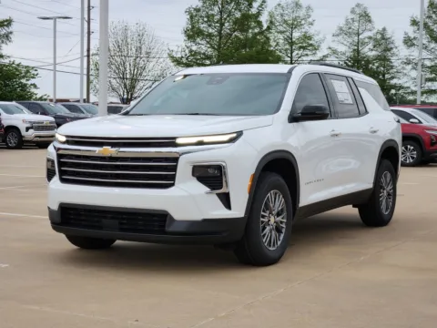 Photos of 2026 Chevrolet Traverse LT for sale in Broken Arrow, OK at Jim Norton Chevrolet