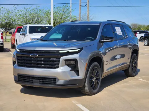 Photos of 2026 Chevrolet Traverse LT for sale in Broken Arrow, OK at Jim Norton Chevrolet